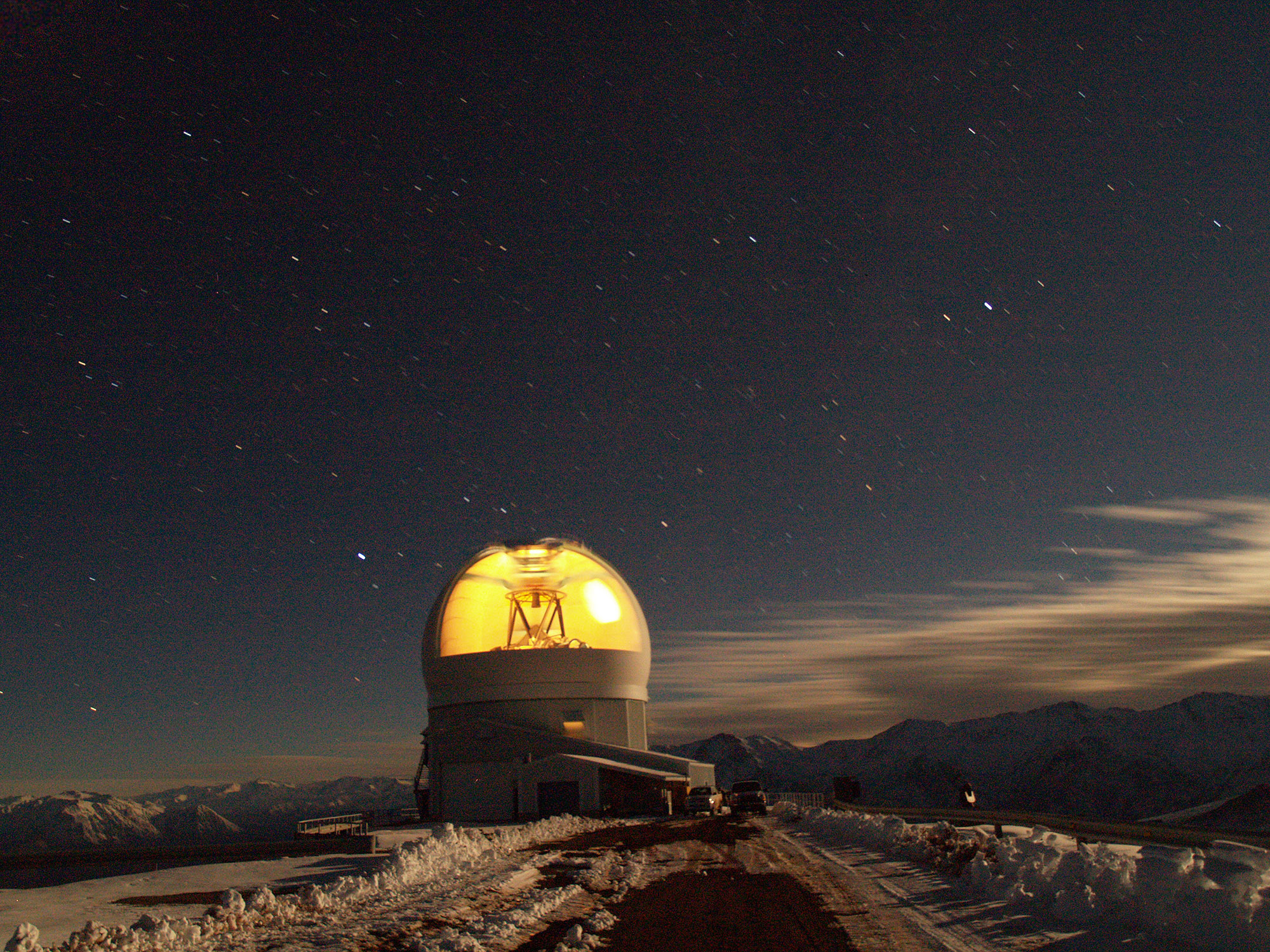 New Laser Vision Helps Telescope Probe Distant Star Cluster